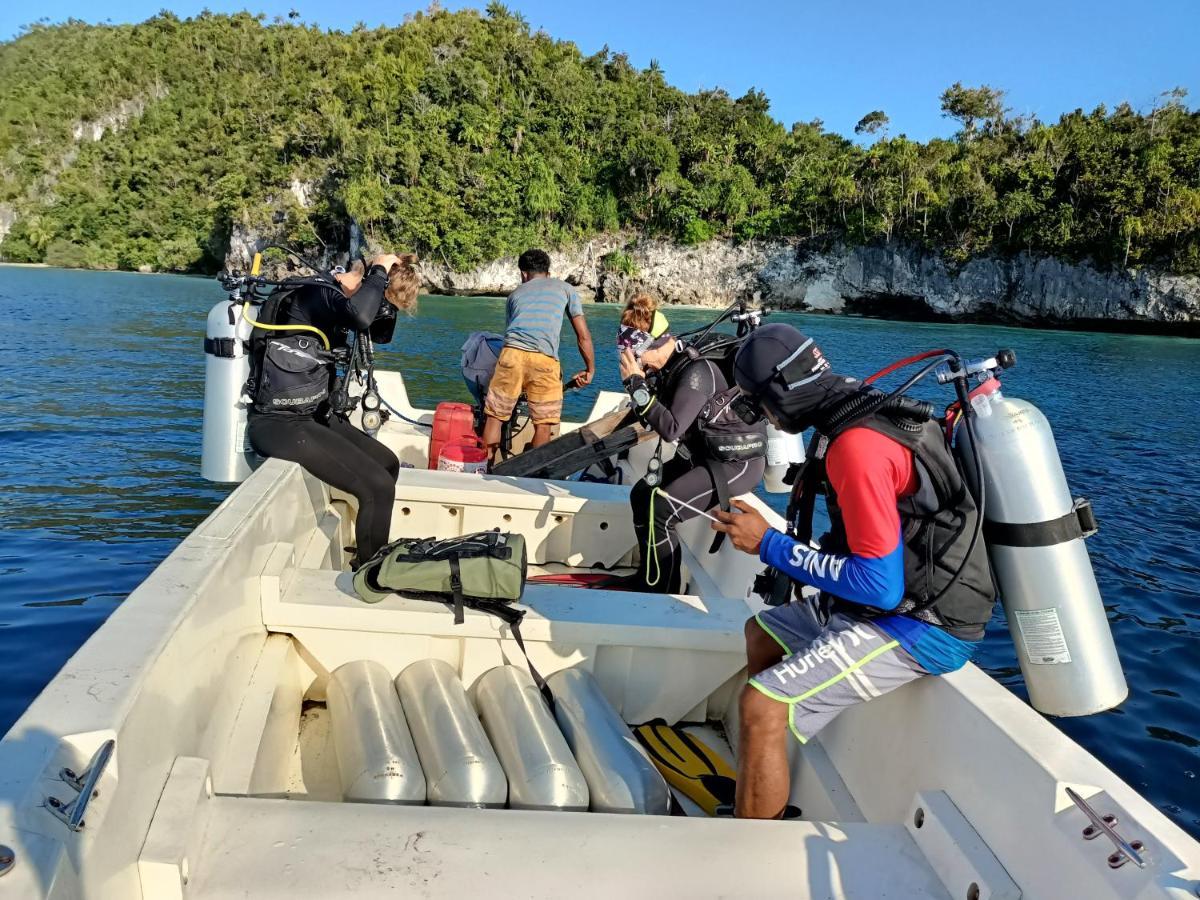 Warahnus Dive Homestay Kri Exterior foto